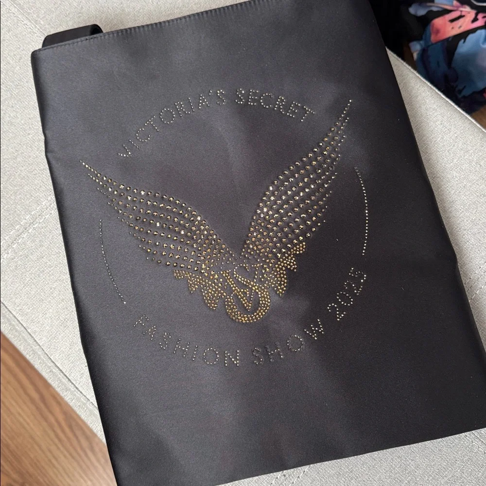 NWT Victoria's Secret 2025 Fashion Show Black Tote with Rhinestones